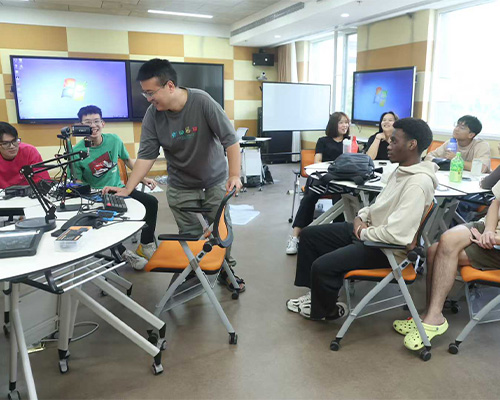 人工智能教育设备2026推荐，适配多场景教学