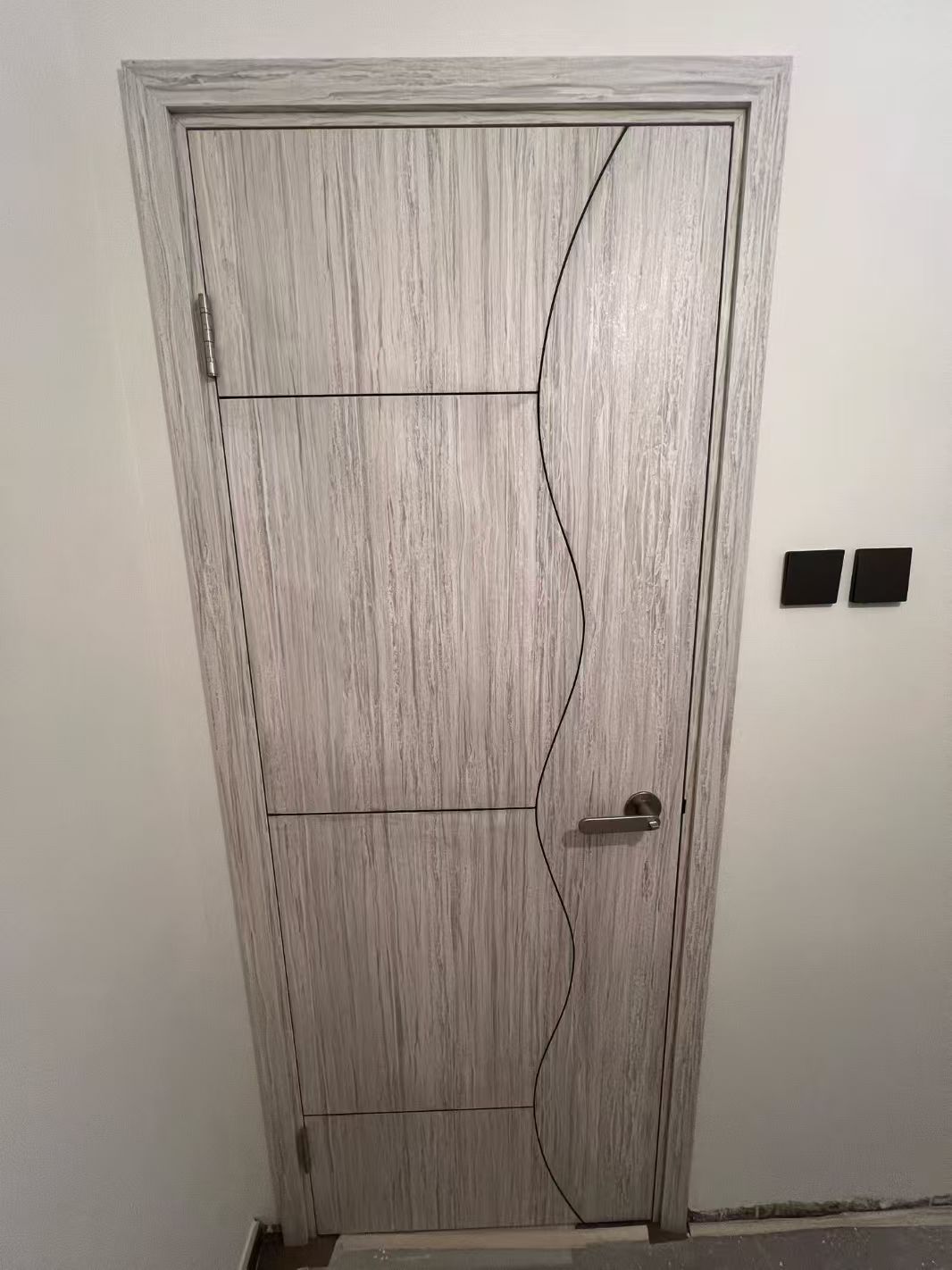 ���²�ͼ